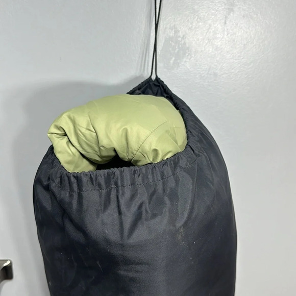 The North Face “Ember” Mummy Sleeping Bag 20° Rating w/Carry Travel Bag - Picture 17 of 17
